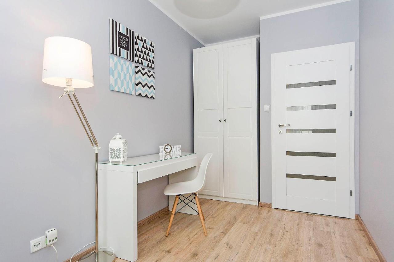 Stylish Apartment Oldtown Riverview Balcony Danzig Exterior foto