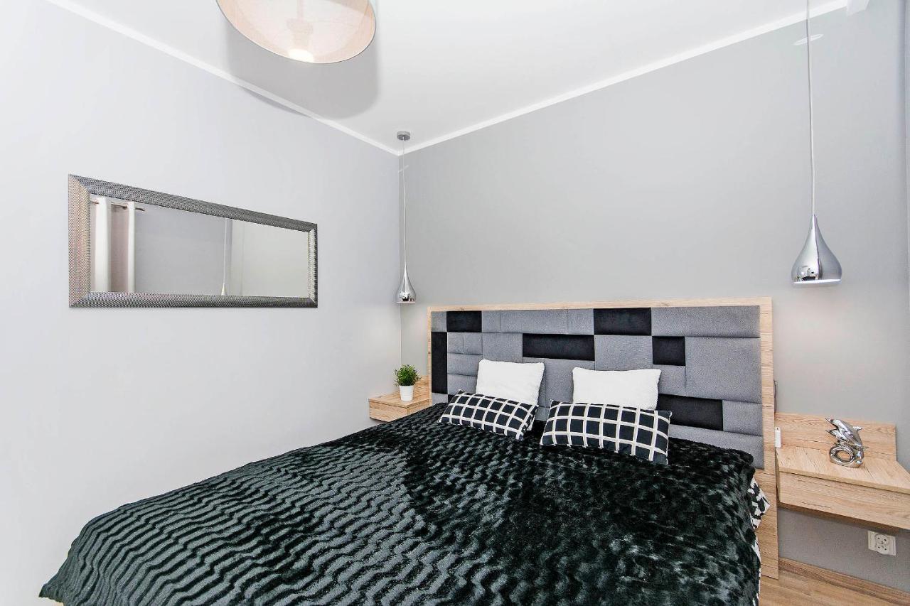 Stylish Apartment Oldtown Riverview Balcony Danzig Exterior foto